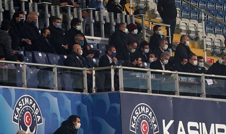 Fenerbahçe’de yönetim Kasımpaşa'da tam kadro