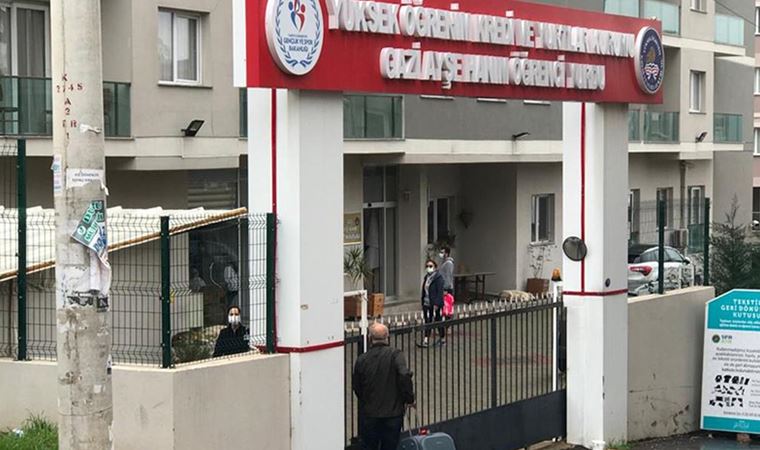 İngiltere'den gelen 68 kişi İzmir’de karantinada