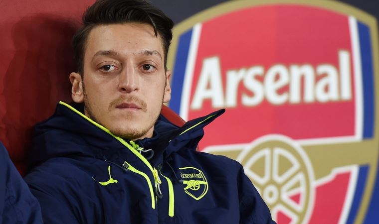 İngiltere’de gündem Mesut Özil: 