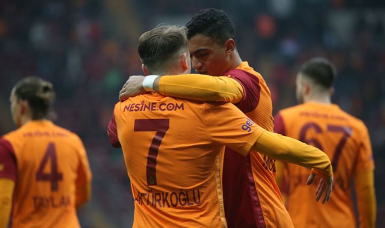 Galatasaray, Mohamed ile 3 puanı aldı! Galatasaray 1-0 Konyaspor