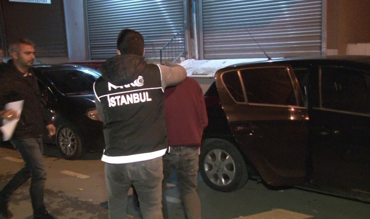 Küçükçekmece'de uyuşturucu operasyonu; 32 gözaltı