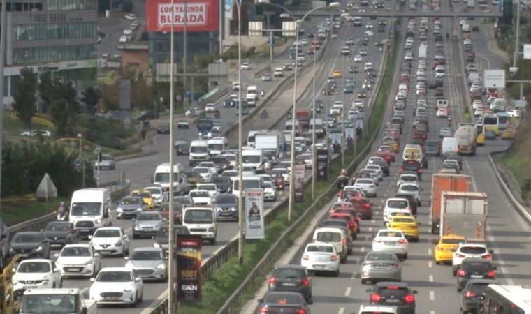 İstanbul’da trafik yoğunluğu rekor seviyede