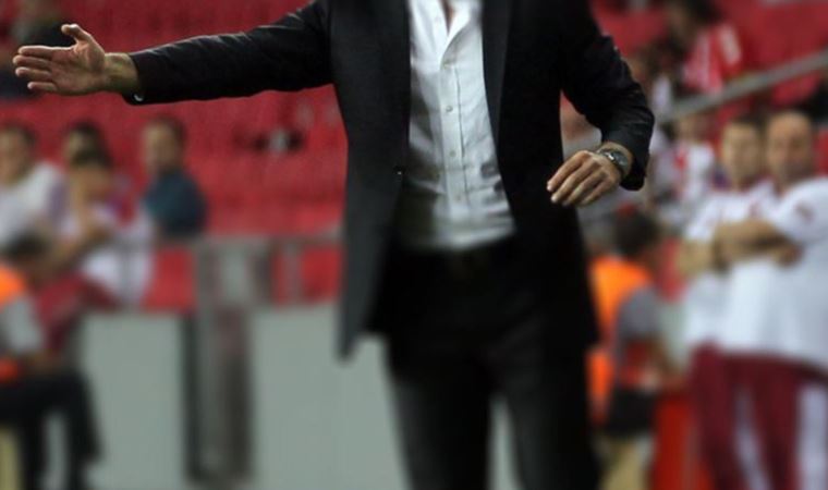 Süper Lig ekiplerinden Yeni Malatyaspor'da İrfan Buz ile yollar ayrıldı