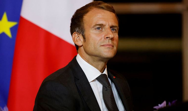 Fransız lider Macron'un sömürgeci geçmişle ilgili sözlerine Cezayir tepki gösterdi