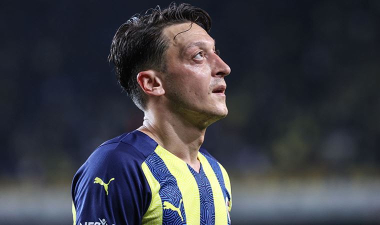 Fenerbahçe, Mesut Özil ile ilgili iddialara yanıt verdi