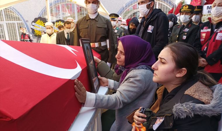 Fırat Kalkanı bölgesinde şehit olan Tayfun Özköse toprağa verildi