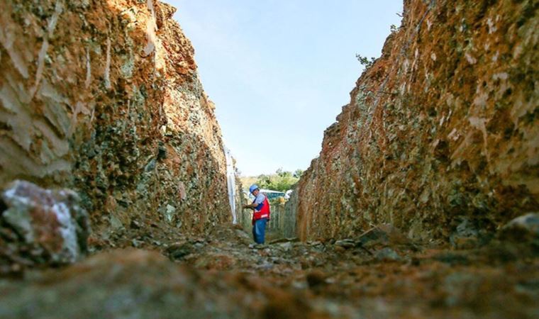 İzmir'deki fay hatlarının röntgeni çekiliyor