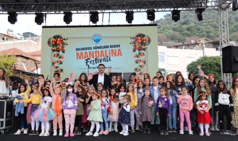 Menderes’te Mandalina Festivali’ne büyük ilgi