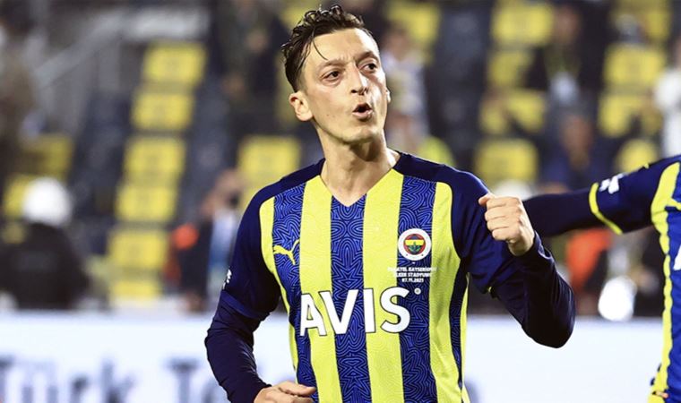 Mesut Özil, derbi öncesi FBTV'ye özel röportaj verdi