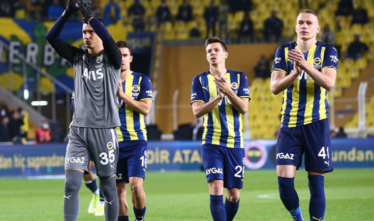 Fenerbahçe'de Berke Özer idmana katılmadı