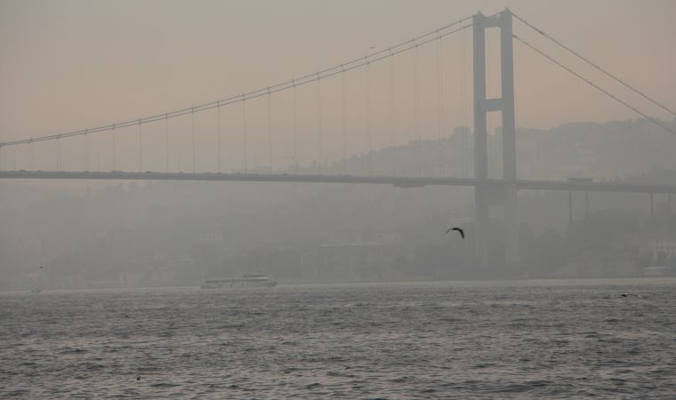 İstanbul Boğazı gemi geçişlerine kapatıldı