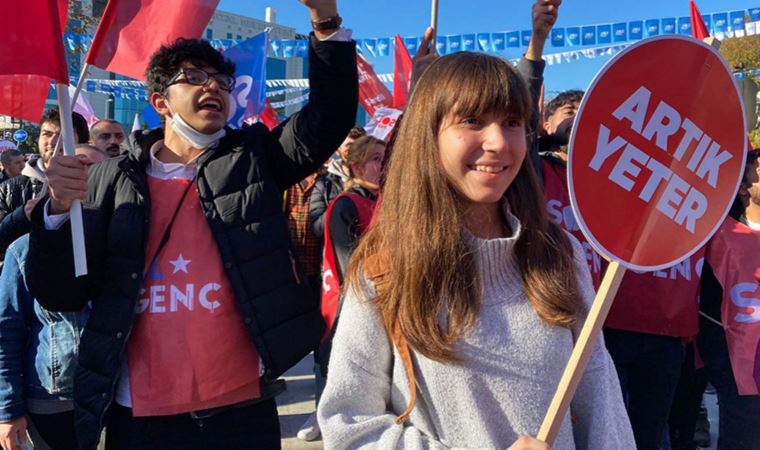 SOL Parti'den İstanbul'da 'Devrimci Demokratik Cumhuriyet' mitingi