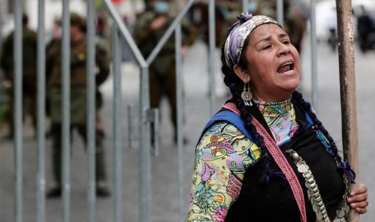 Şili başkanlık seçimlerinde yarış, sağ ve solun uç adayları arasında olacak