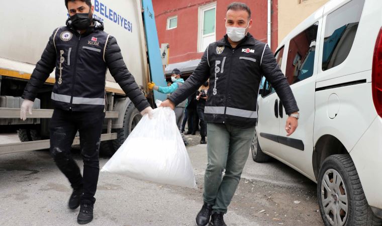 'Cinsel içerikli' çikolata üretimi yapan imalathaneye baskın