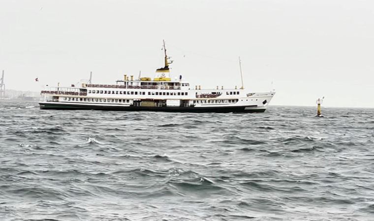 İstanbul'da lodos nedeniyle bazı vapur seferleri iptal oldu