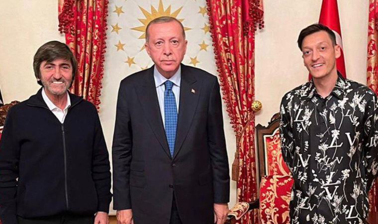 Mesut Özil ve Rıdvan Dilmen'den Erdoğan'a ziyaret