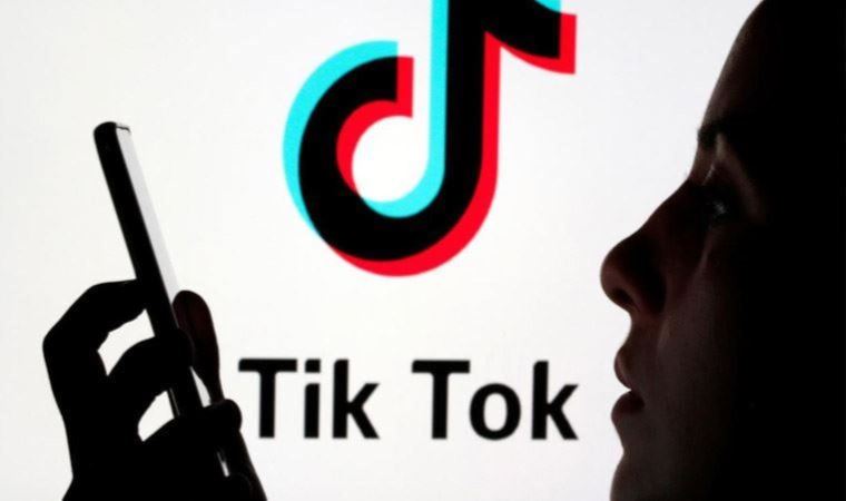 TikTok’ta gördüğü ‘Yardıma ihtiyacım var’ işaretini yapan kız çocuğu kaçırılırken kurtarıldı