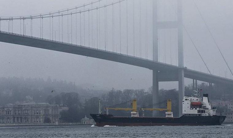 İstanbul Boğazı, transit gemi geçişlerine kapatıldı