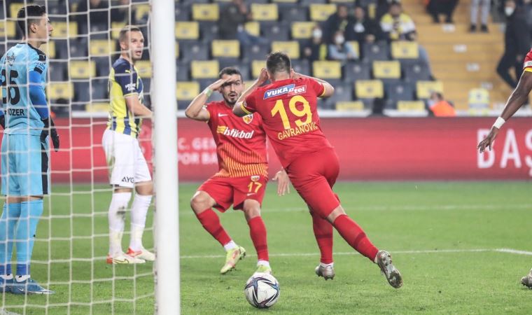 Mario Gavranovic gollerine devam ediyor