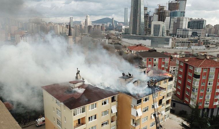 Son dakika | Ümraniye'de binanın çatısı alev alev yanıyor