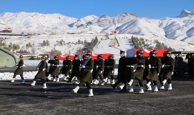 Şehit askerler memleketlerine uğurlandı