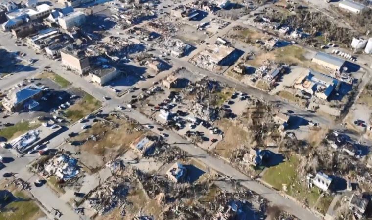 Kentucky’deki hortumun neden olduğu yıkım, havadan görüntülendi