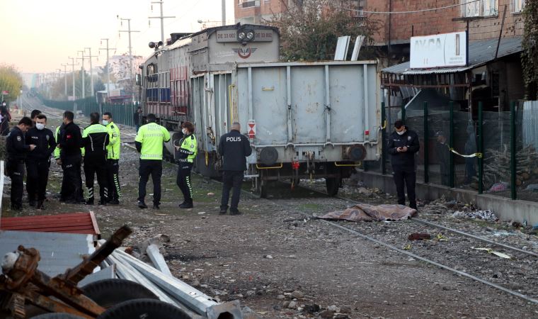 Diyarbakır'da acı ölüm: Trenin çarptığı yaya hayatını kaybetti