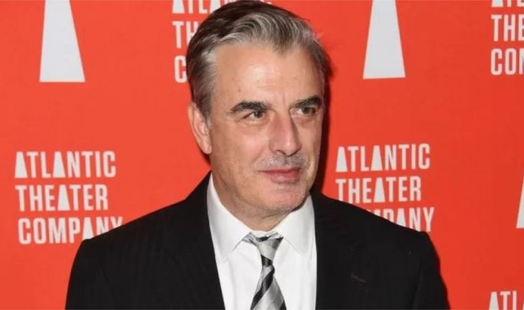 Chris Noth’u cinsel saldırıyla suçlayan iki kadına, Sex and the City dizisinin yıldızları destek verdi