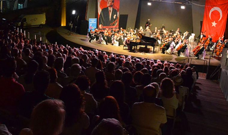 Bodrum'da klasik türkülerle yeni yıl konseri