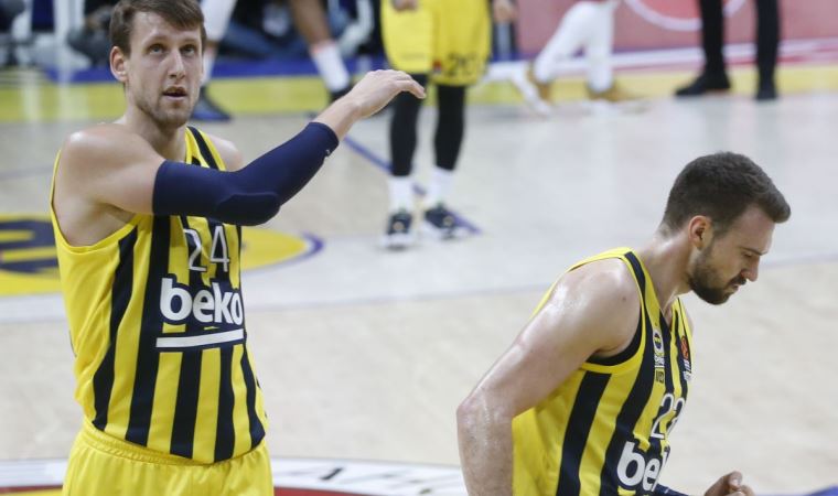 Fenerbahçe Beko antrenörü Djordjevic'ten önemli mesaj!