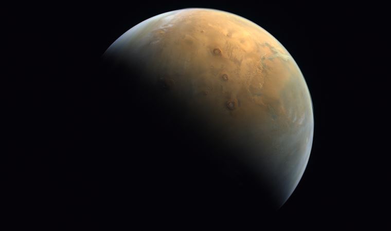 Birleşik Arap Emirlikleri'nin uzay aracı Hope'un Mars fotoğrafı, Dünya'ya ulaştı