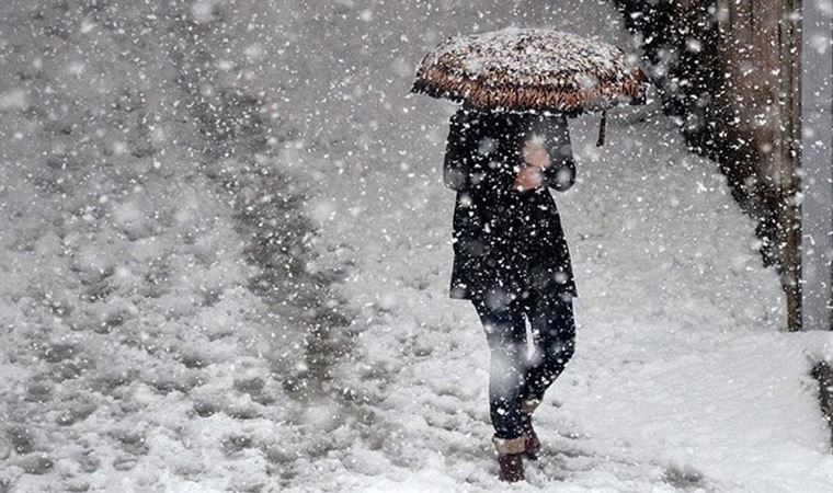 Kar yağışı devam edecek mi? Meteoroloji'den İstanbul uyarısı