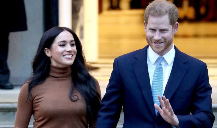 Prens Harry-Meghan Markle çifti İngiltere Kraliyet Ailesi'ndeki görevlerine geri dönmeyecek