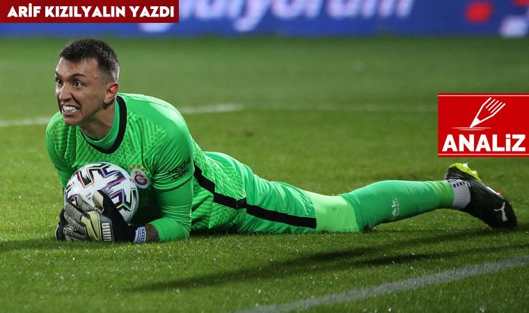 Muslera herkesi kurtardı