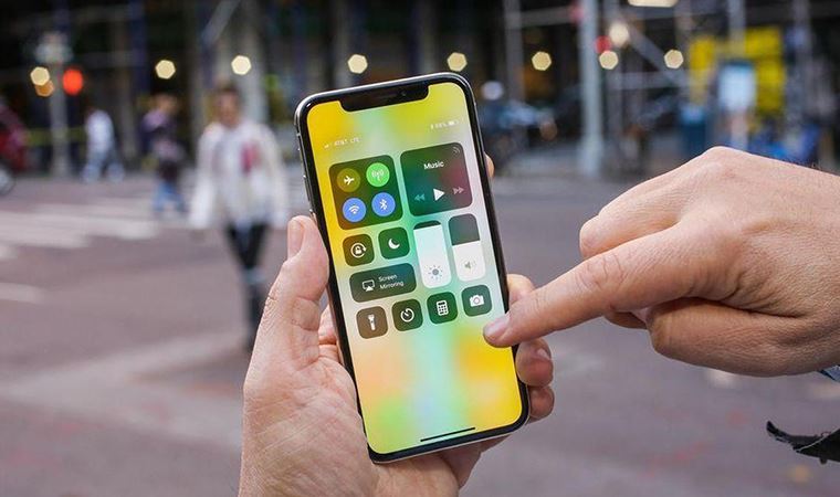 İnternetten 11 bin liraya iPhone aldı, eve yoğurt geldi