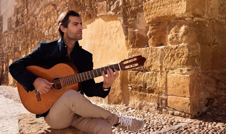 CRR’de Murat Usanmaz ile Barok’tan Flemenko’ya gitar resitali