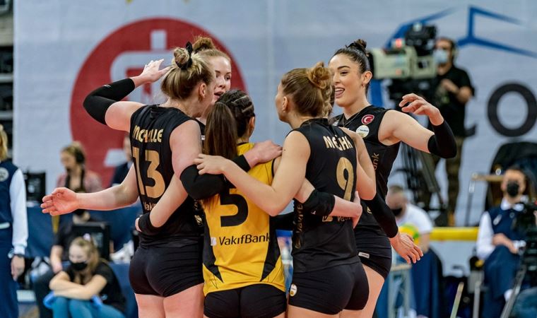 VakıfBank, yenilgisiz çeyrek finalde