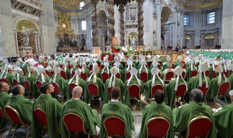 Vatikan’dan tarihi karar: Piskoposlar Meclisi’nde ilk kez