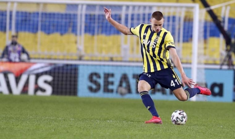 Fenerbahçeli Attila Szalai'den şampiyonluk açıklaması