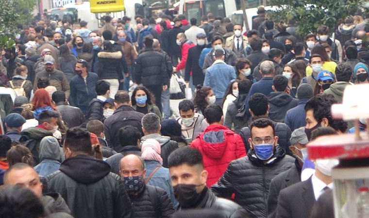 İstiklal Caddesi’nde yoğunluk, girişler kapatıldı