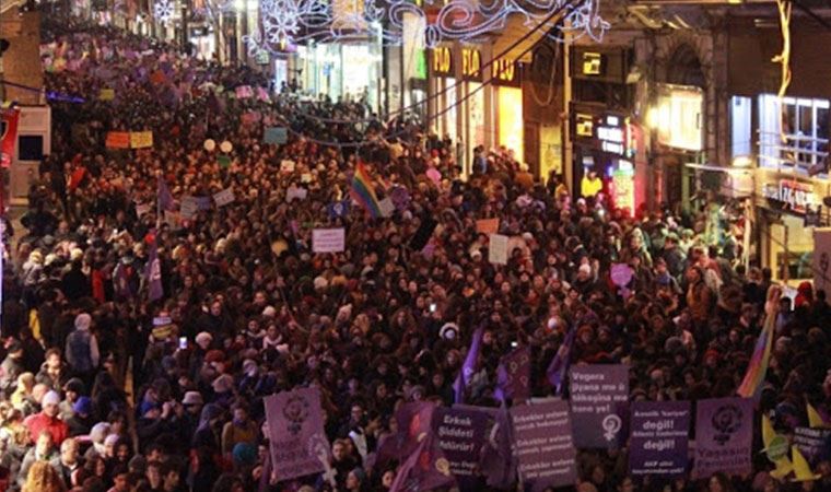 Feminist Gece Yürüyüşü'nde 13 gözaltı