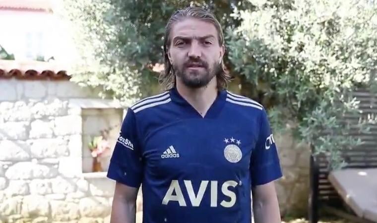 Fenerbahçe Caner Erkin’i affetti