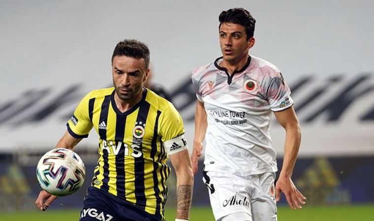 Fenerbahçe'de Gökhan Gönül sakatlandı