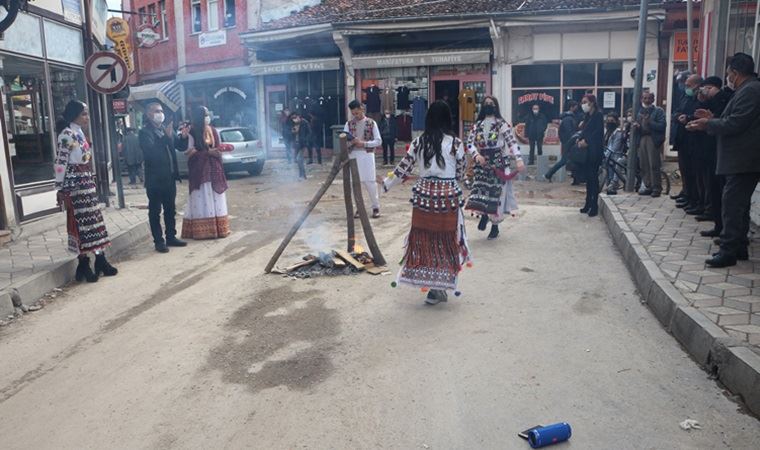 Tokat'ta nevruz kutlaması yapan gruba 'koronavirüs' tutanağı