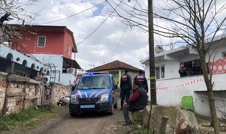 Sakarya'da anne ve oğlu sobadan sızan gazdan öldü