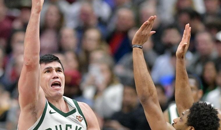 NBA'de Jazz, Ersan İlyasova'nın ilk kez forma giydiği maçta Bulls'u yendi