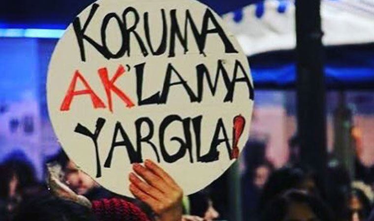 Cinsel saldırıyı, 'Bana gülümsüyordu' diyerek savunan erkeğin cezası düşürüldü, yurt dışı yasağı ile tutuksuz yargılanmasına devam edildi