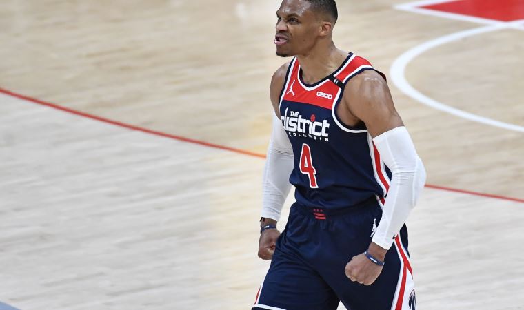 Wizards kazandı Westbrook tarihe geçti