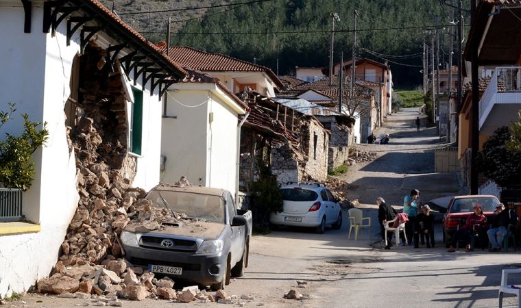 Yunanistan’da artçı sarsıntılar devam ediyor