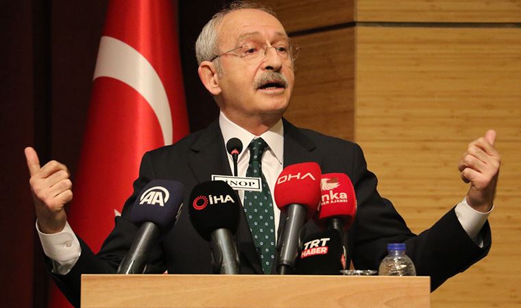 Kılıçdaroğlu'nun konuşmasını meydanlarda dinlettiler